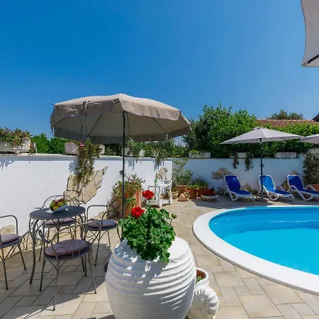 Apartman Tiziana-4 By Interhome *