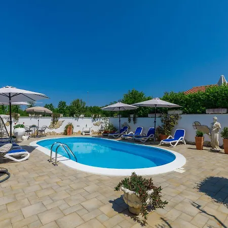 Apartman Tiziana-4 By Interhome *